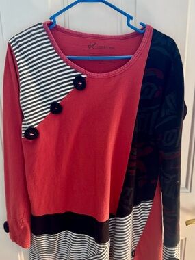 Woman’s Long Sleeve Colorblock Tunic - Rust & Black